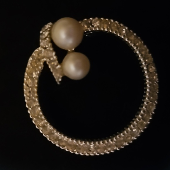 Pearl brooch - Picture 2 of 3